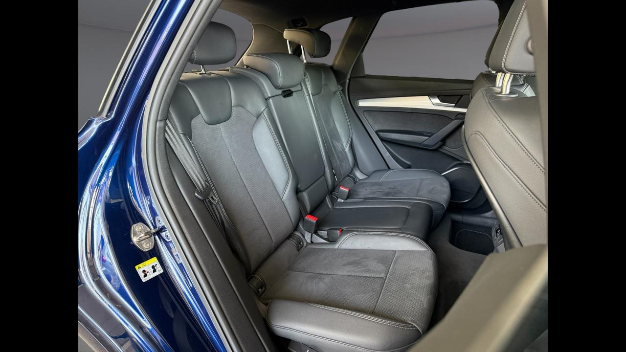 AUDI Q5 II 2020 - Q5 40 2.0 tdi mhev 12V S line quattro s-tronic