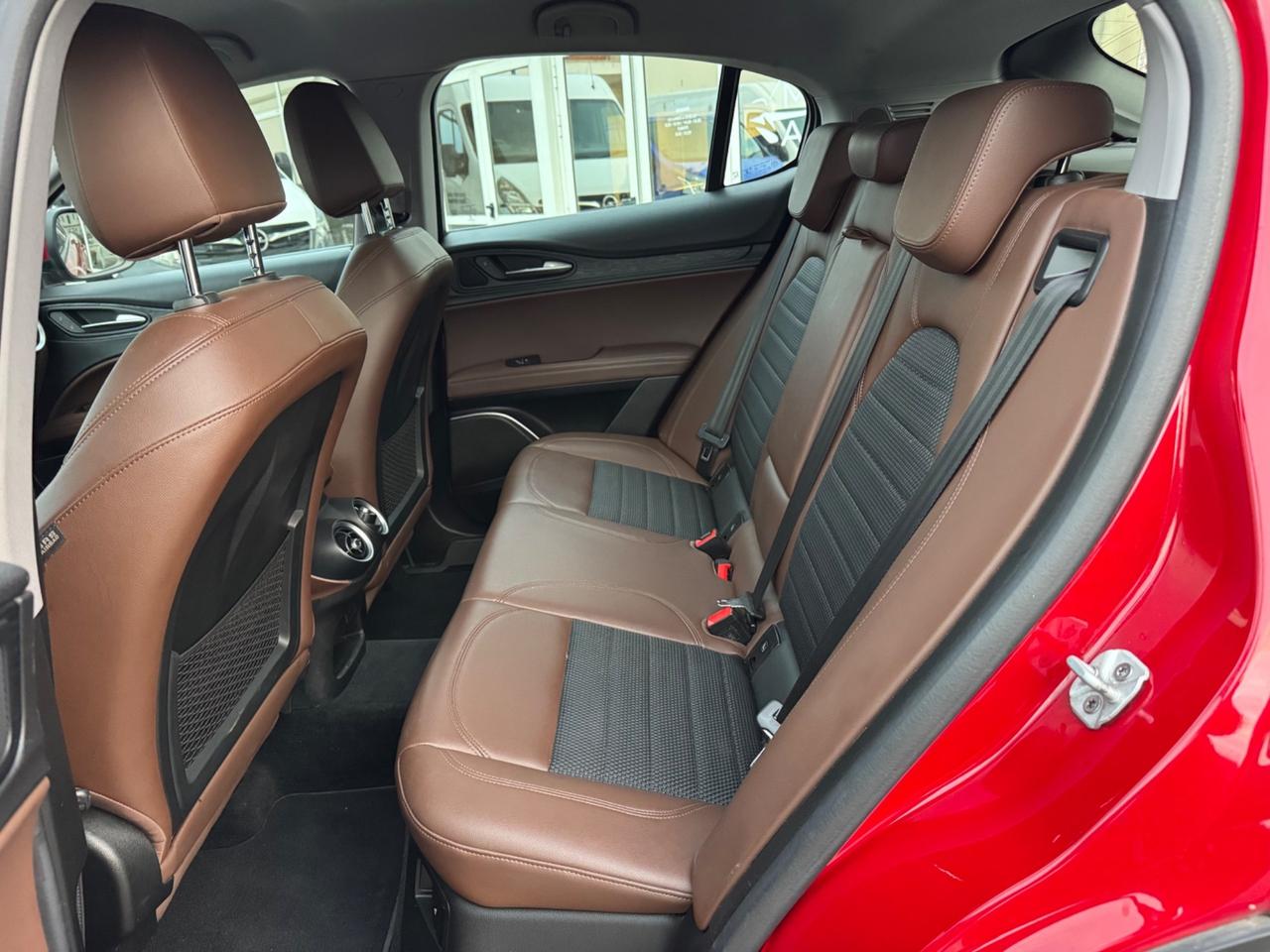 Alfa Romeo Stelvio 2.2 Turbodiesel 190 CV AT8 Q4 Super