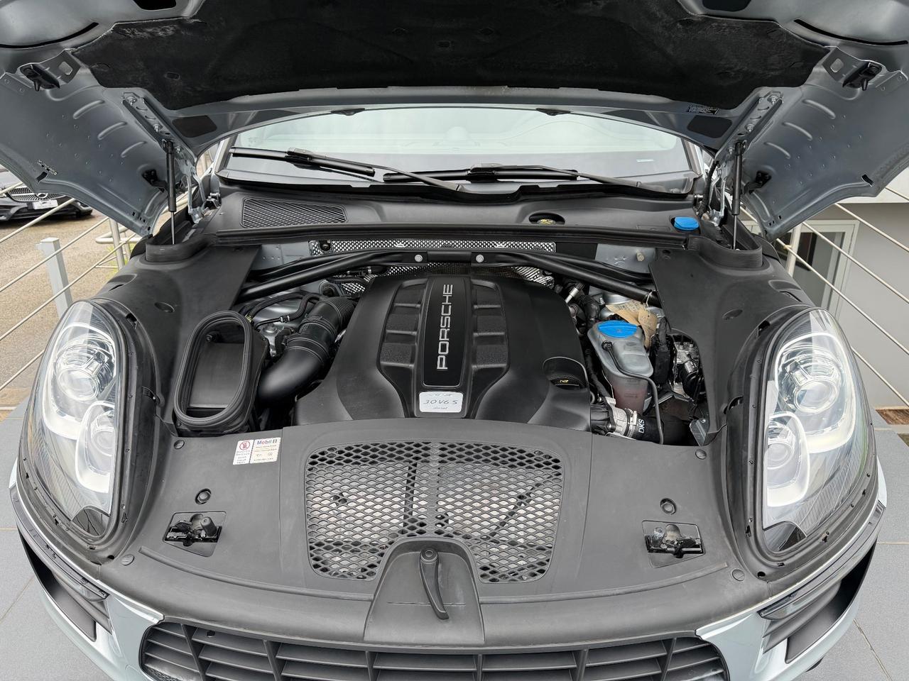 Porsche Macan 3.0 S Diesel 250cv in garanzia