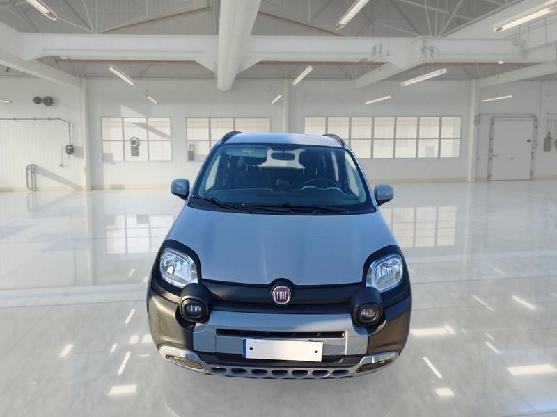 FIAT PANDA 1.0 70 CV HYBRID CITY CROSS LAUNCH ED 5 PORTE BERLINA