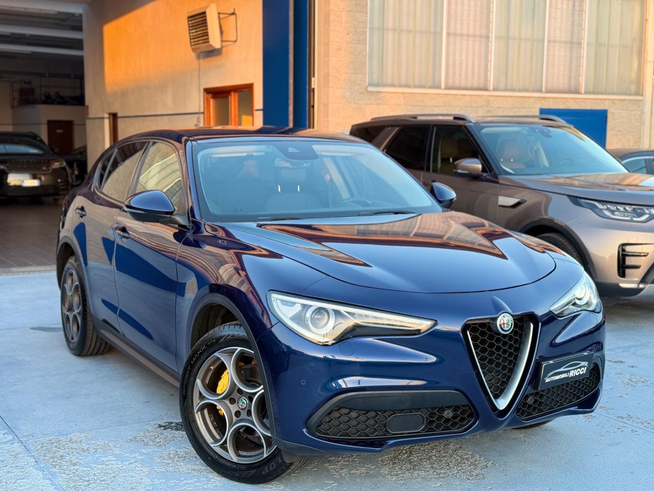 Alfa Romeo Stelvio 2.0 Turbo 200 CV AT8 Q4 Executive