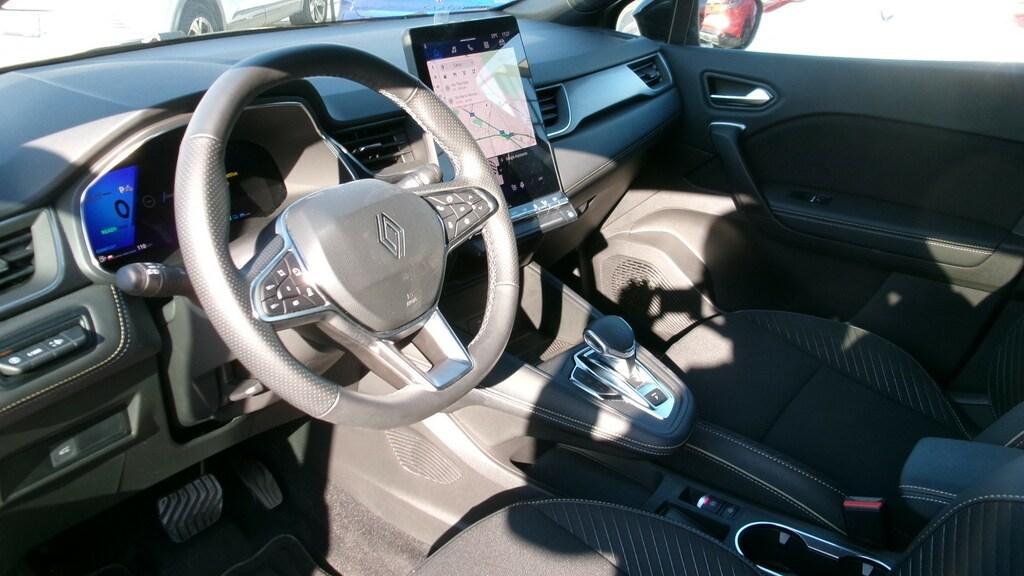 Renault Captur 1.6 E-Tech full hybrid Iconic Auto