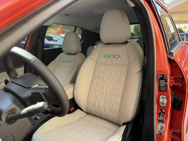 FIAT 600 Hybrid DCT MHEV La Prima