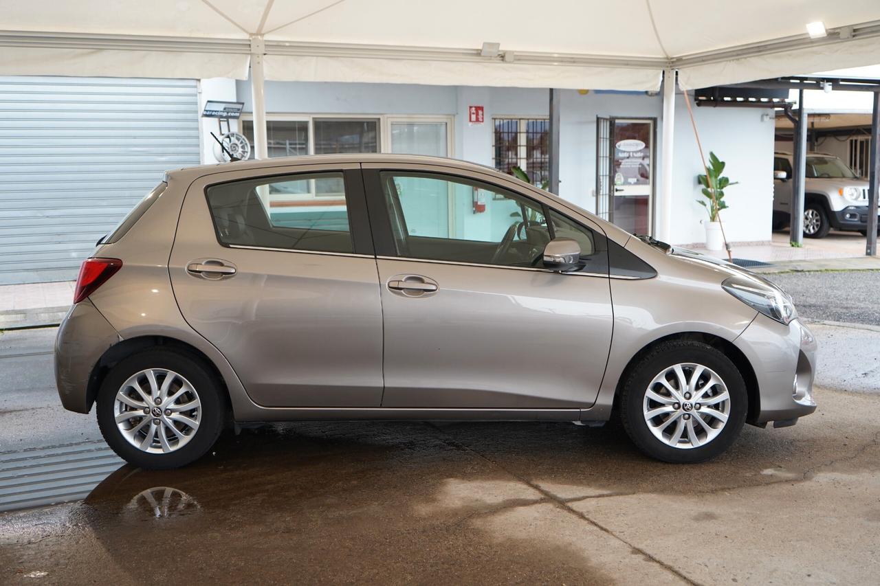 Toyota Yaris 1.0 5 porte Lounge 70 CV