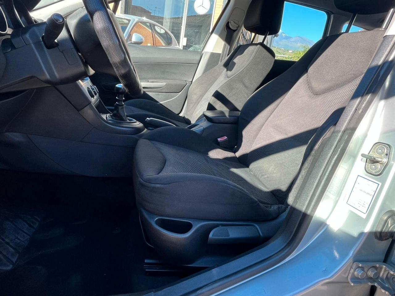 Peugeot 308 1.6 HDi 110CV FAP SW Business