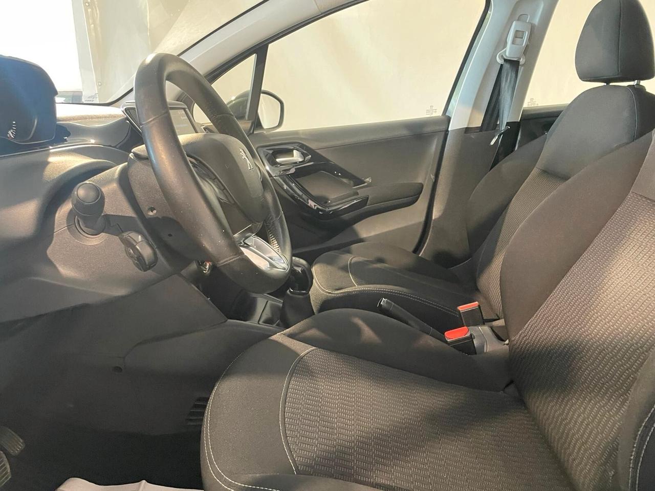 Peugeot 208 BlueHDi 75 5 porte Allure