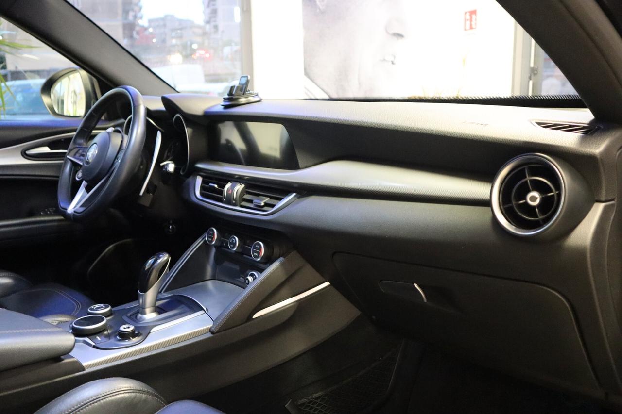 Alfa Romeo Stelvio 2.2 Turbodiesel 210 CV AT8 Q4 Super