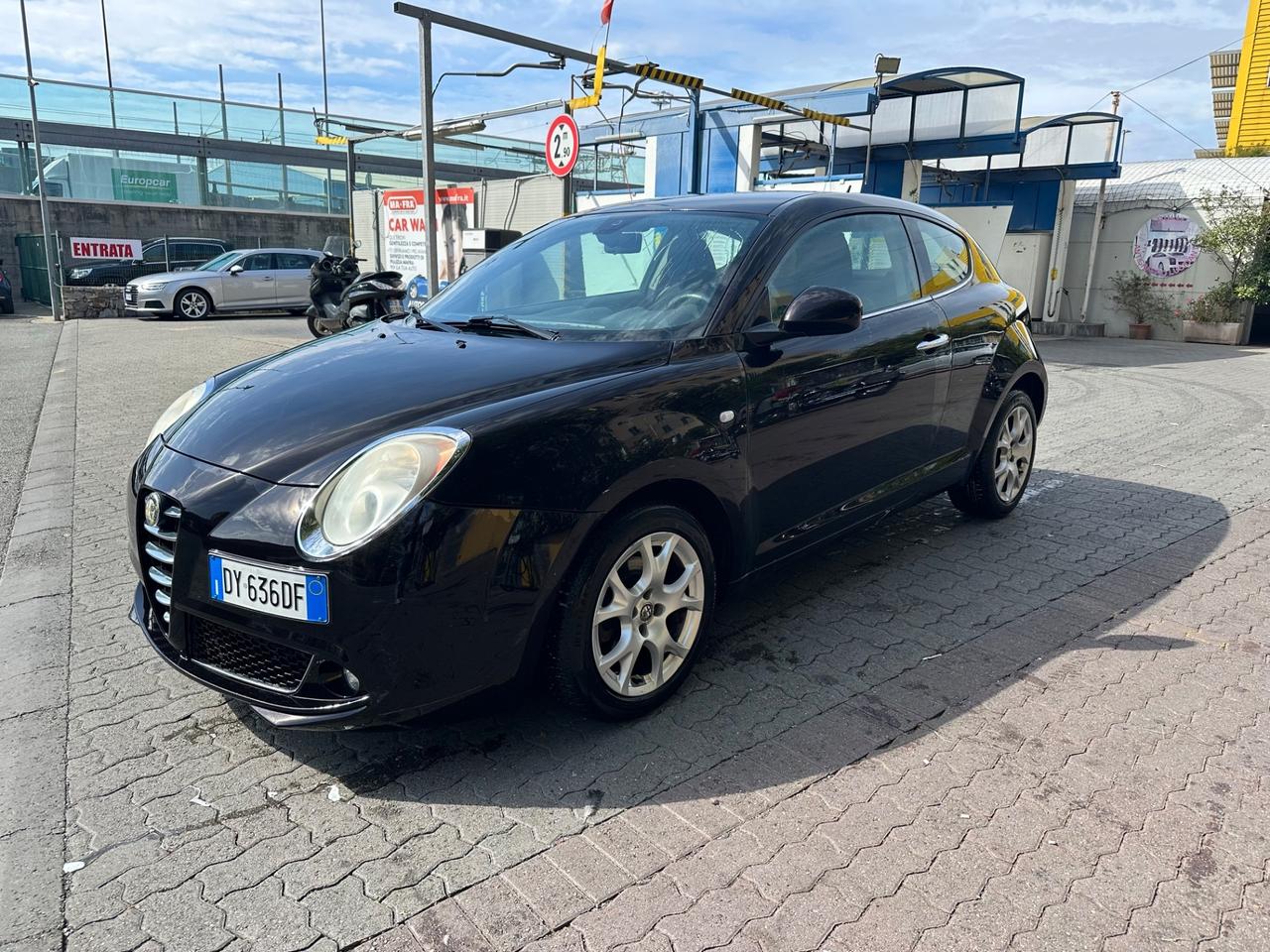 Alfa Romeo MiTo 1.6 JTDm 16V Distinctive Sport Pack