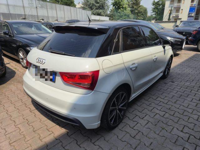 AUDI A1 SPB 1.6 TDI S tronic Attraction