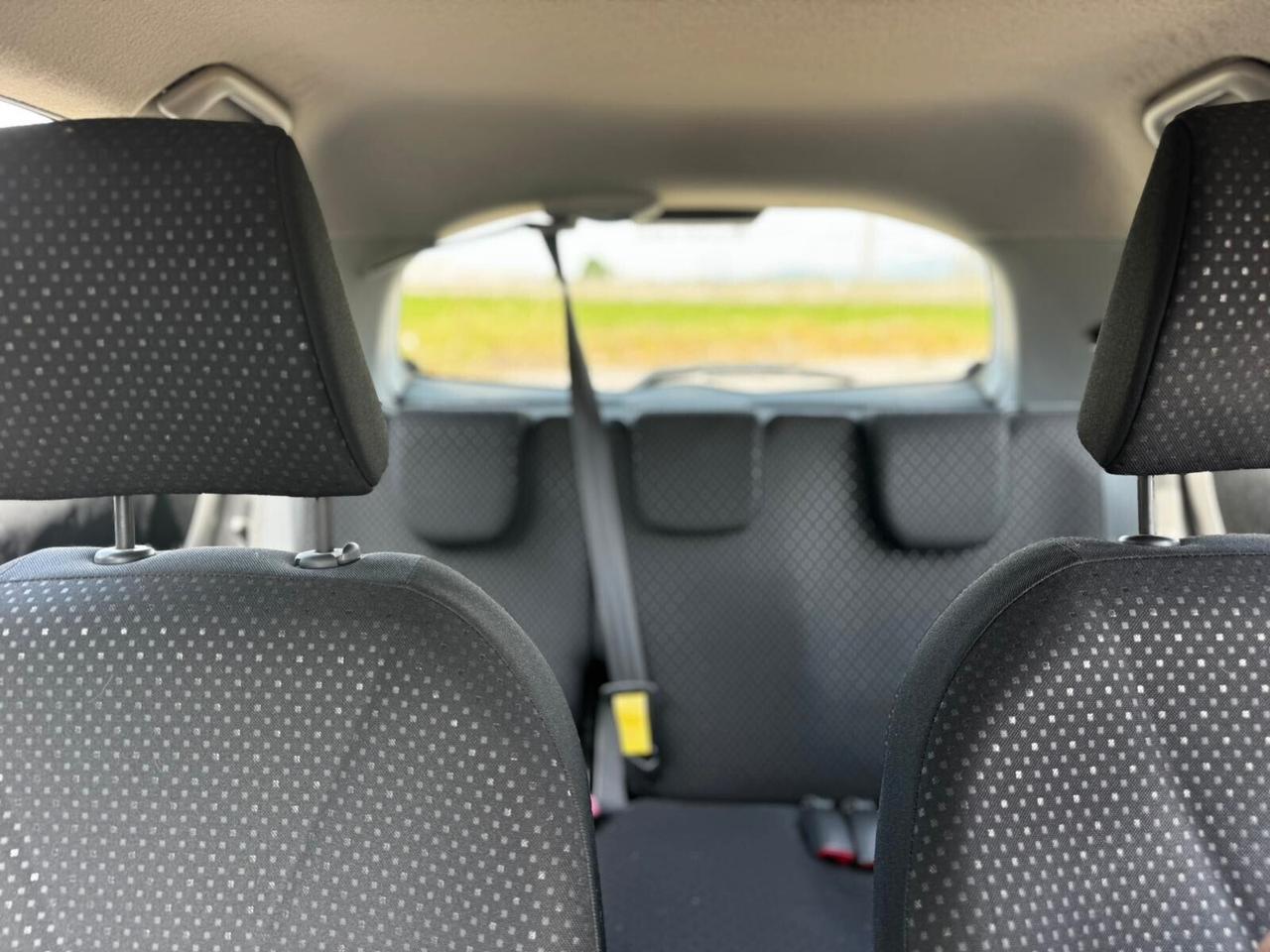 Toyota Yaris 1.0 5 porte Sol