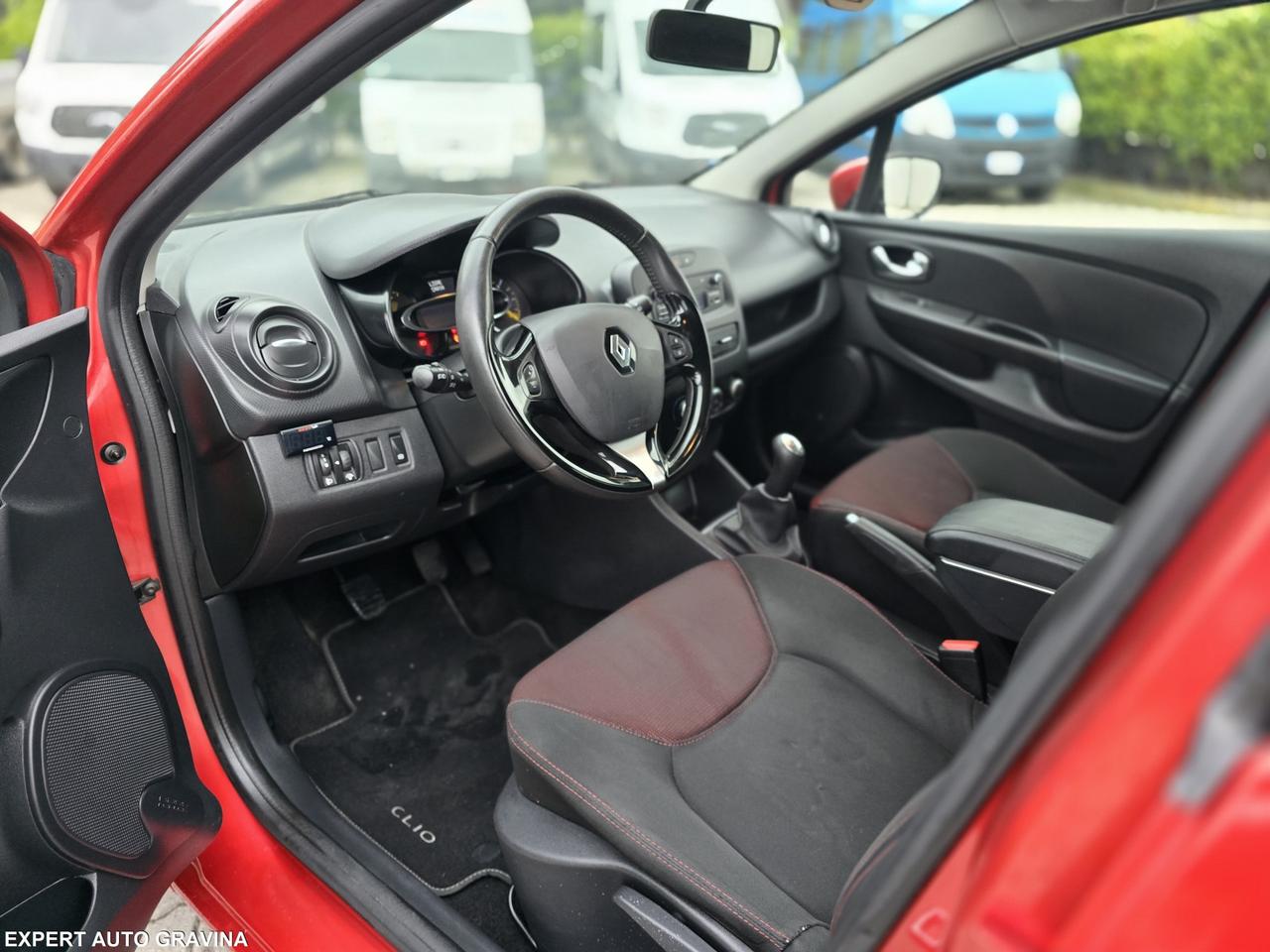 RENAULT CLIO 1.5CC DIESEL 75CV OK NEOPATENTATI