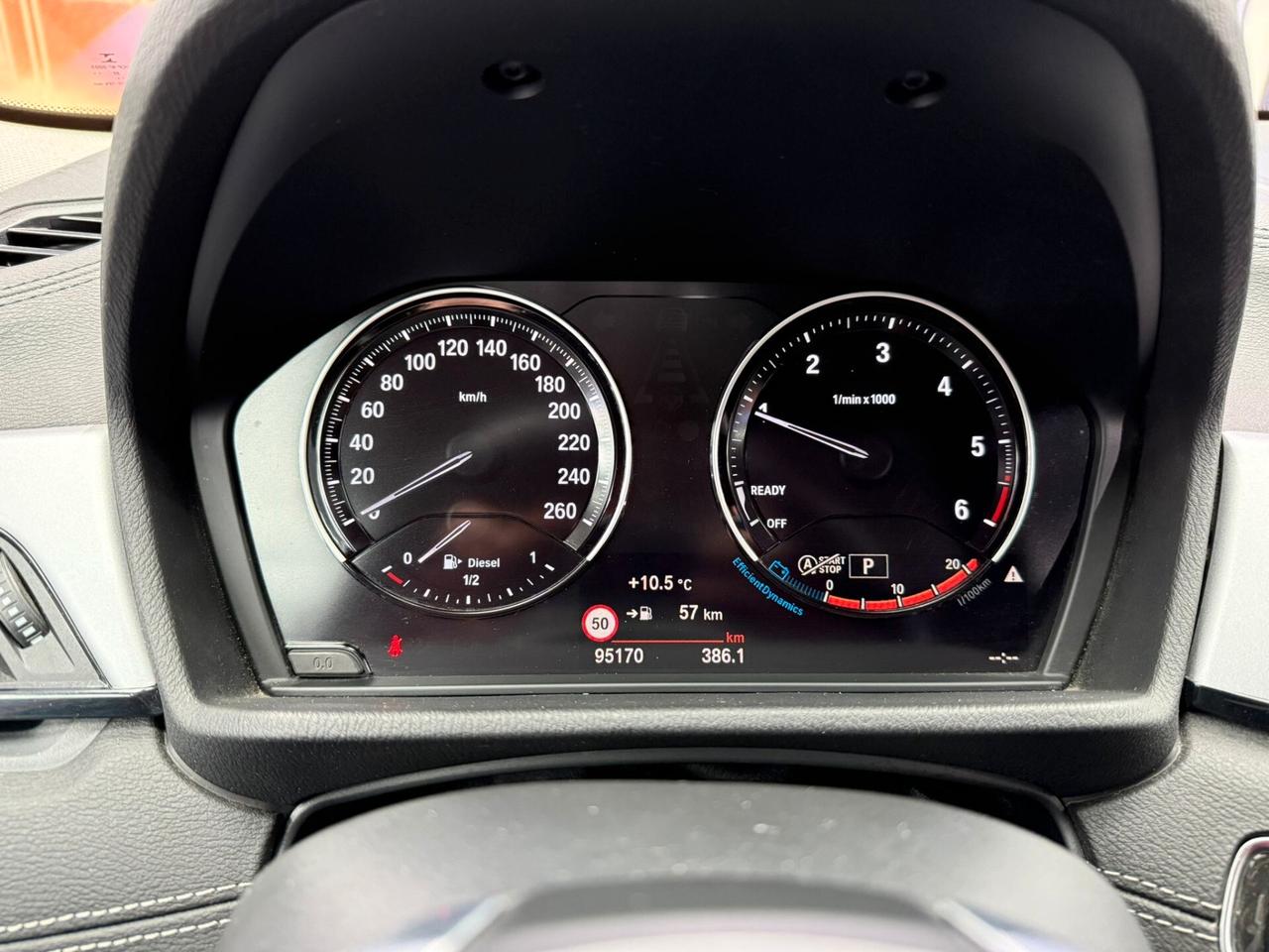 Bmw X2 sDrive16d (680)