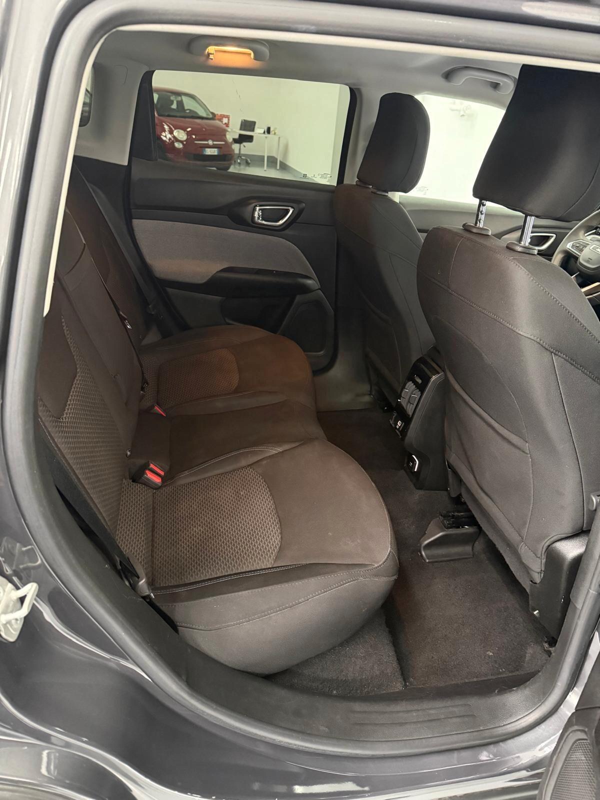 Jeep Compass 1.3 Turbo T4 2WD Business