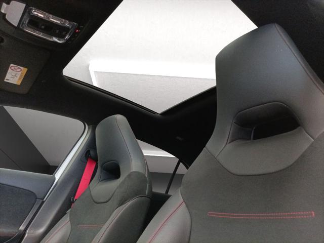 MERCEDES-BENZ A 35 AMG 4Matic Premium Plus