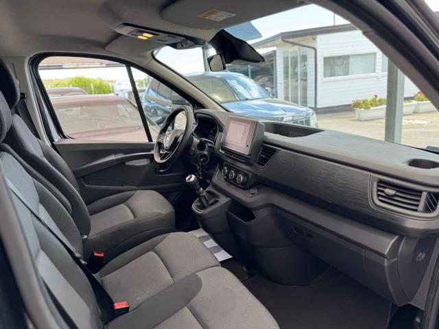 RENAULT Trafic BluedCi 110CV 9 posti PL-TN Intens