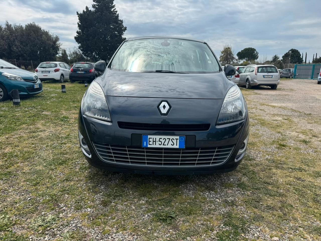 Renault Scenic 1.5 dCi 7 posti SOLO 98.000 KM
