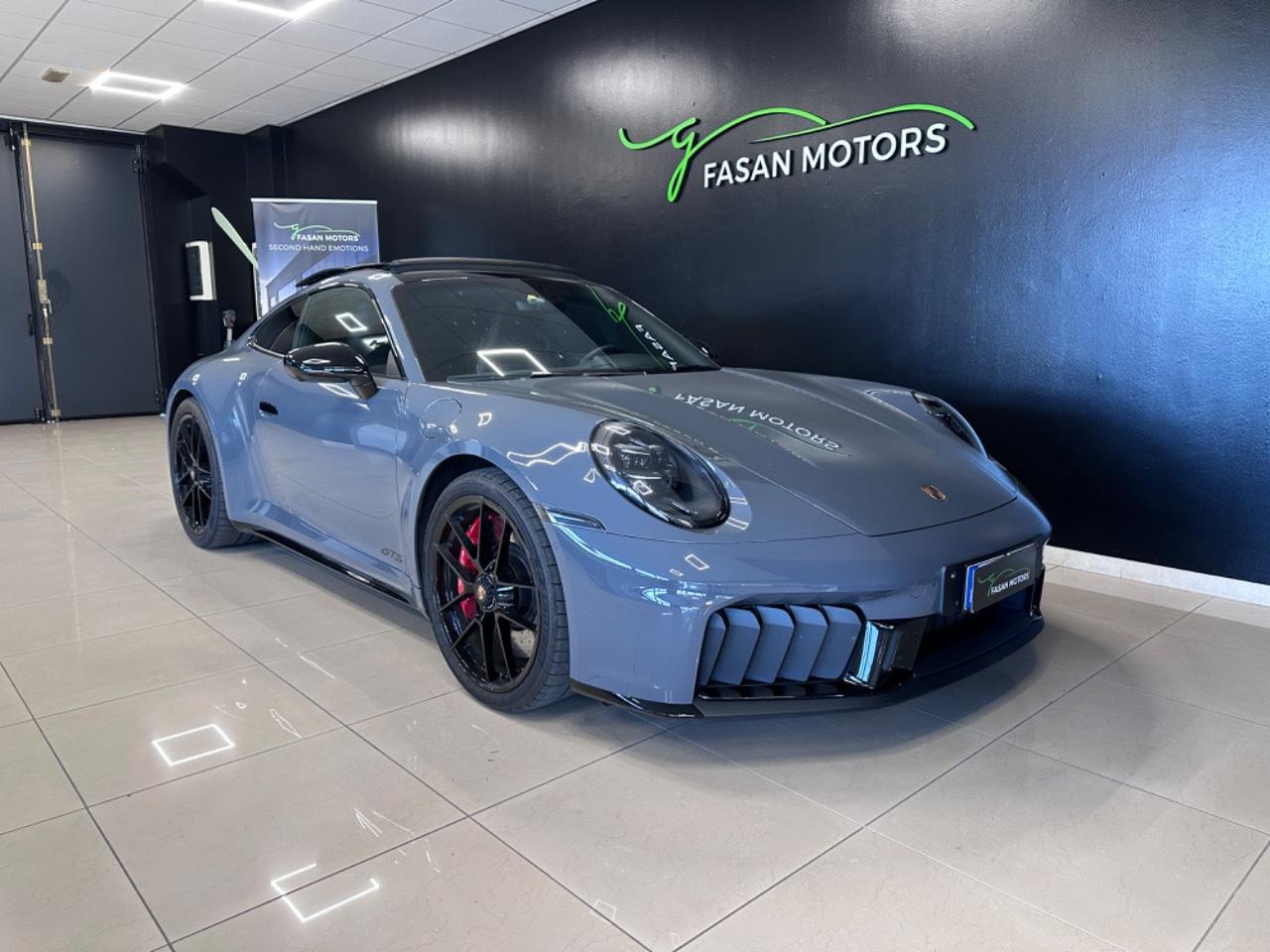 Porsche 911 Coupe 3.6 Carrera 4 GTS auto
