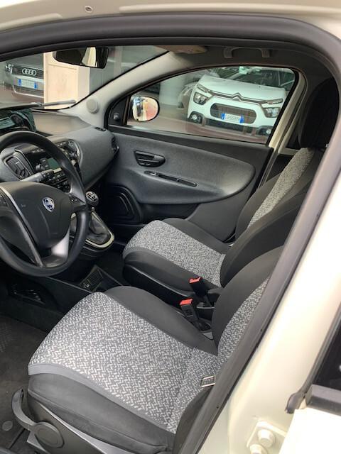 Lancia Ypsilon 1.2 69 CV 5 porte GPL Ecochic Elefantino Blu