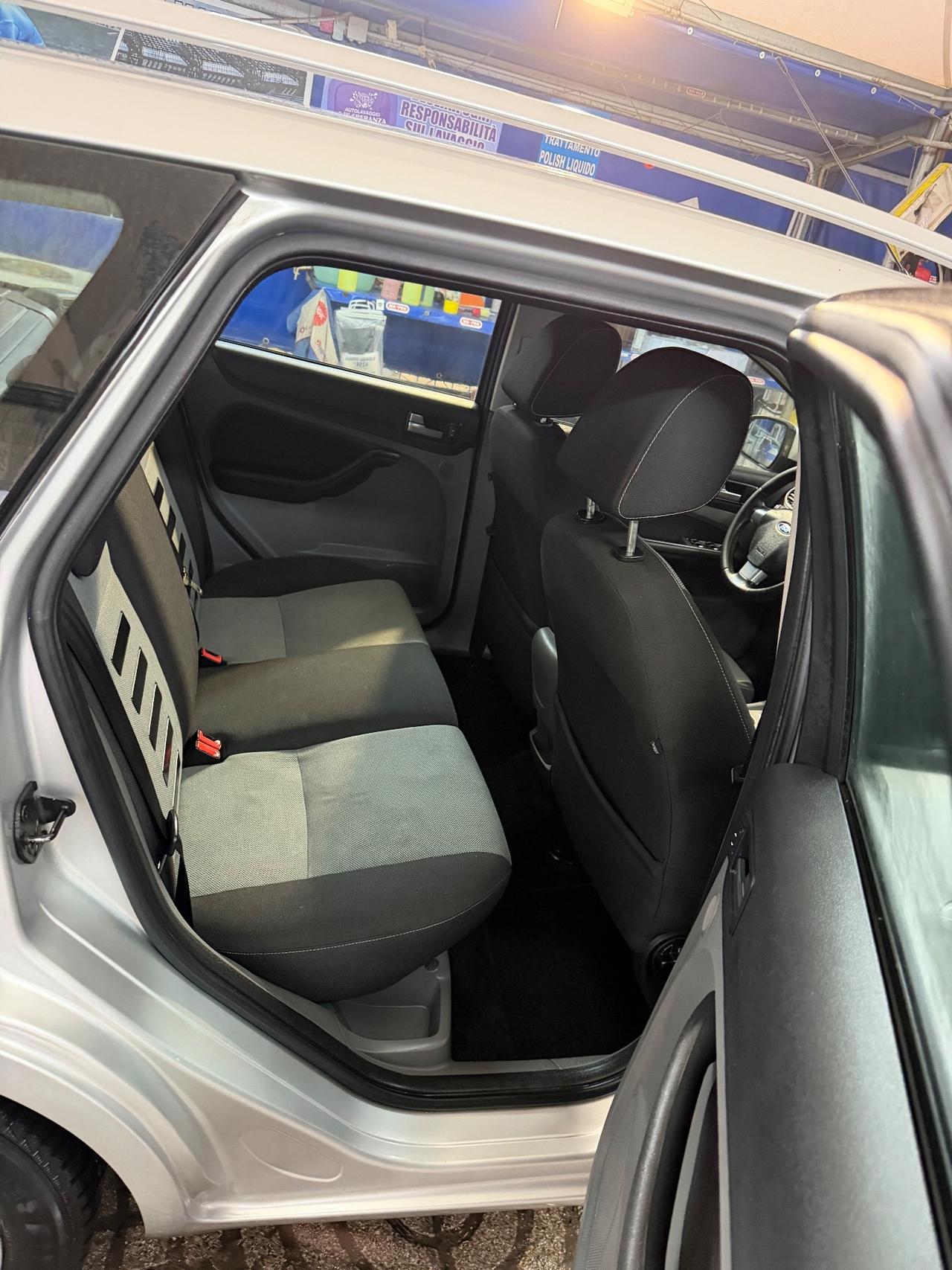 Ford Focus 1.6 TDCi (110CV) SW Tit. DPF