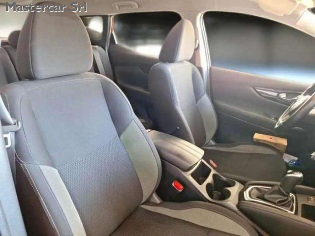 NISSAN Qashqai Qashqai 1.5 dci Business 115cv dct - FW655VM