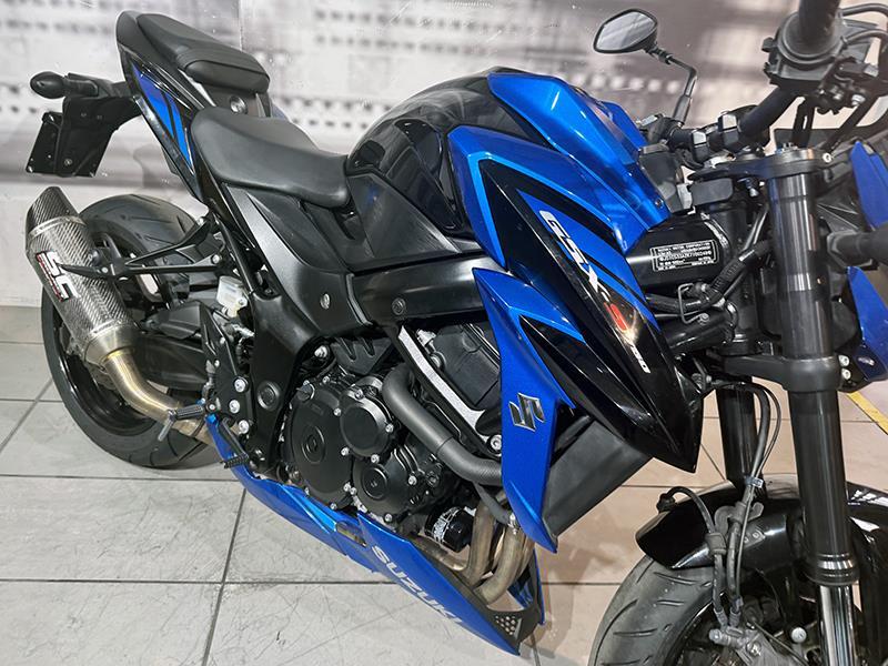 Suzuki GSX-S 750 Yugen Carbon