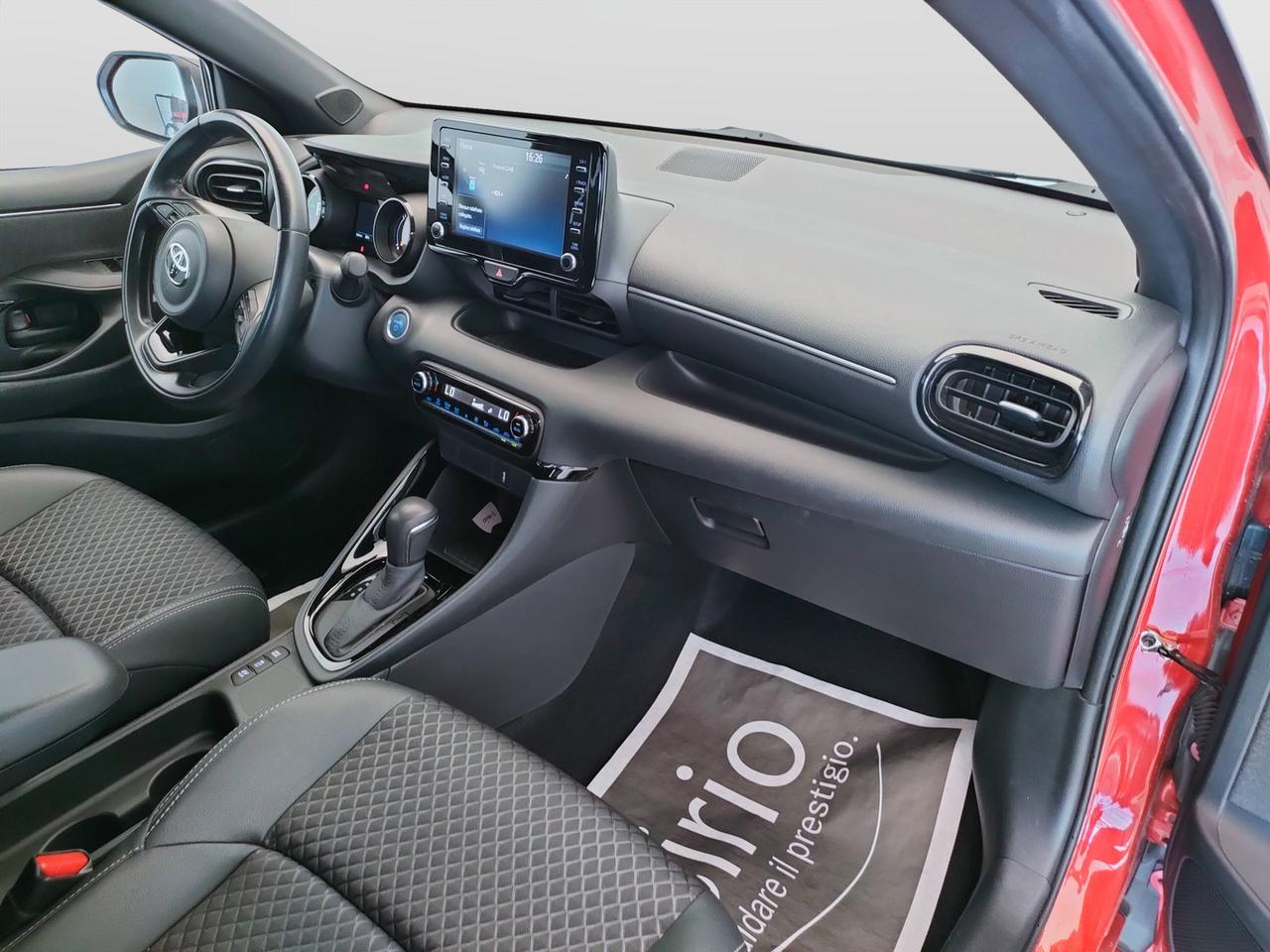 TOYOTA Yaris IV 2020 - Yaris 1.5h Style