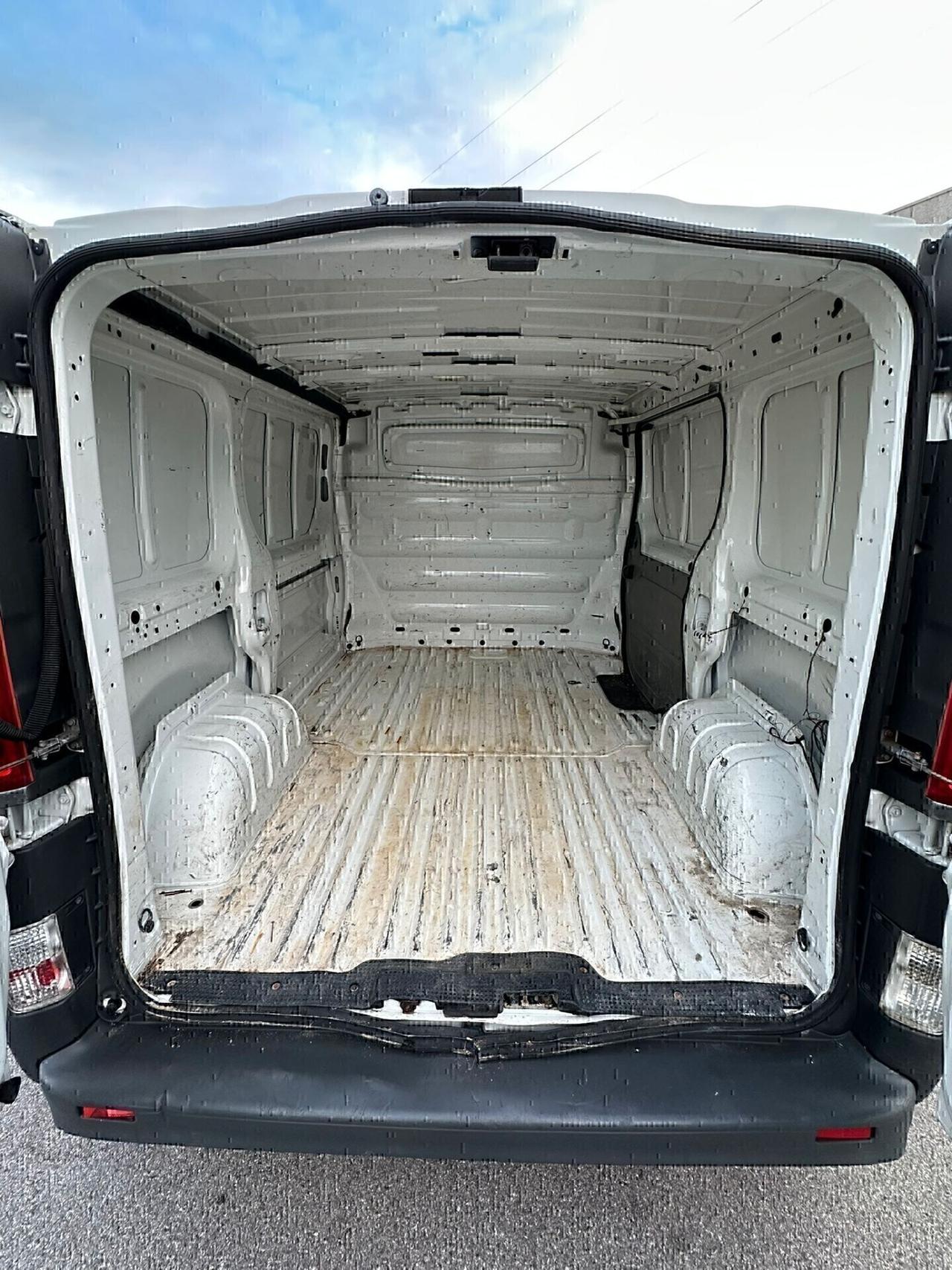 RENAULT TRAFIC ANNO 2012 EURO5B SUPER PREZZO!