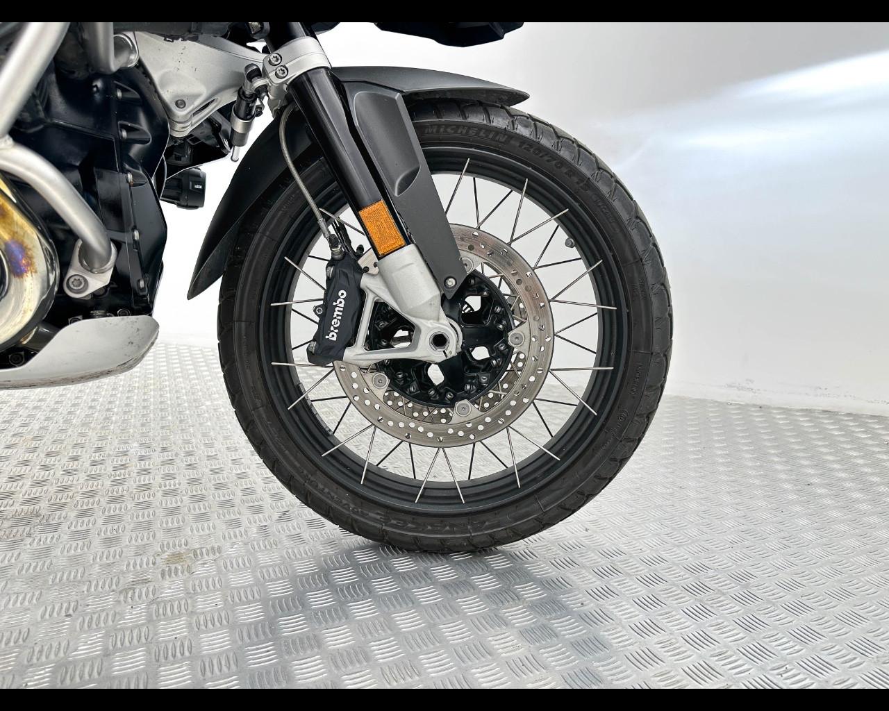 BMW GS ADVENTURE 1250 TRIPLE BLACK