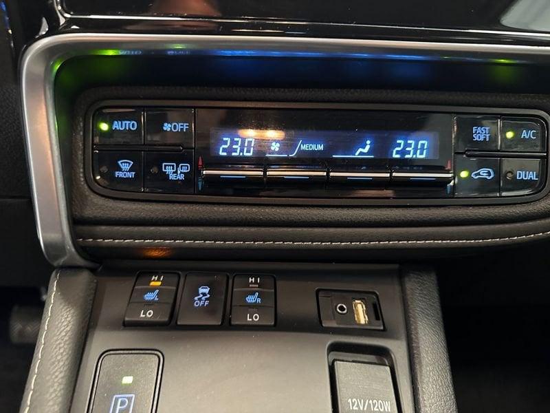 Toyota Auris Hybrid Lounge