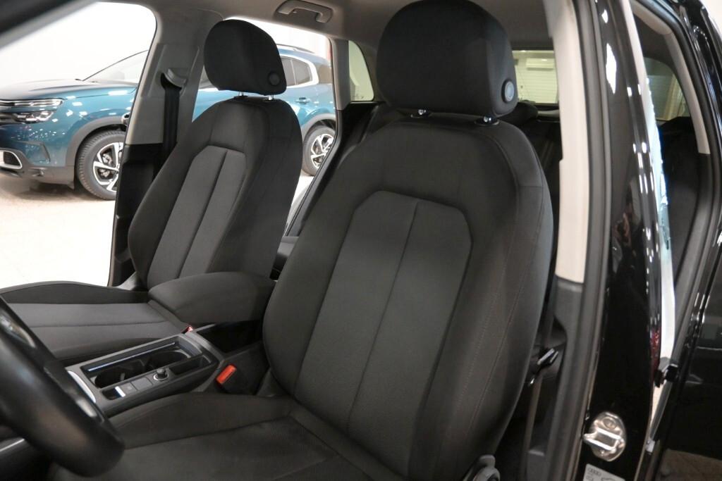 Audi Q3 35 TDI S tronic Business