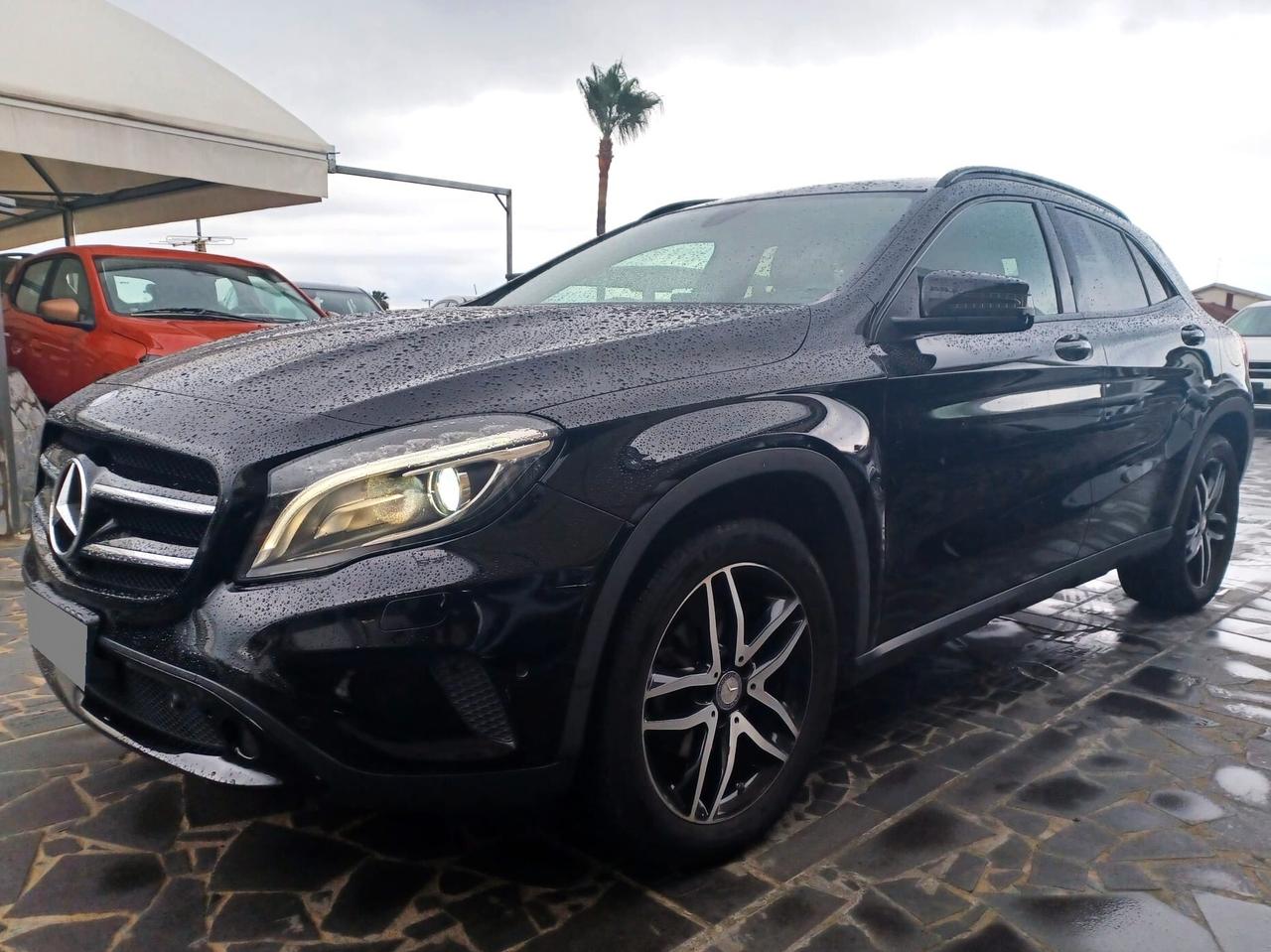 Mercedes-benz GLA 200 d Automatic Premium