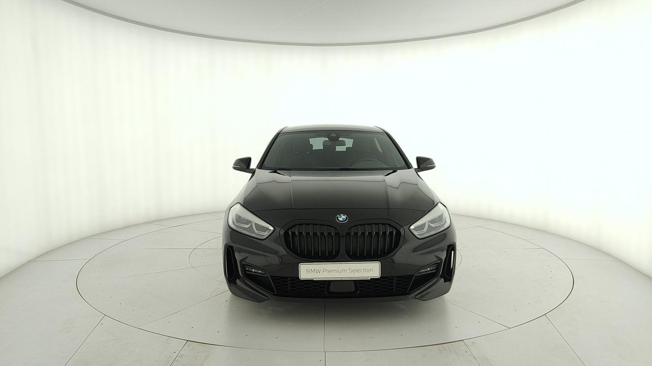 BMW Serie 1 F40 - 118d Msport auto