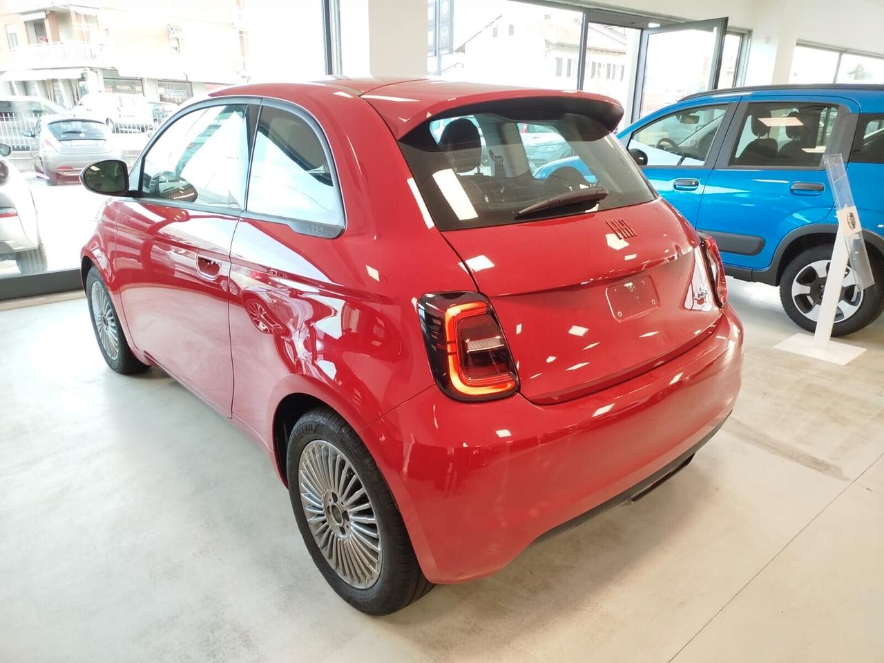 Fiat 500 Red Berlina 23,65 kWh