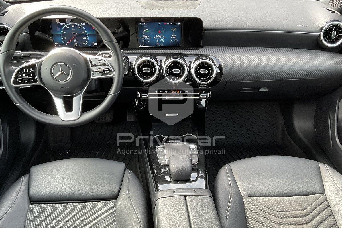 MERCEDES A 180 d Automatic Business
