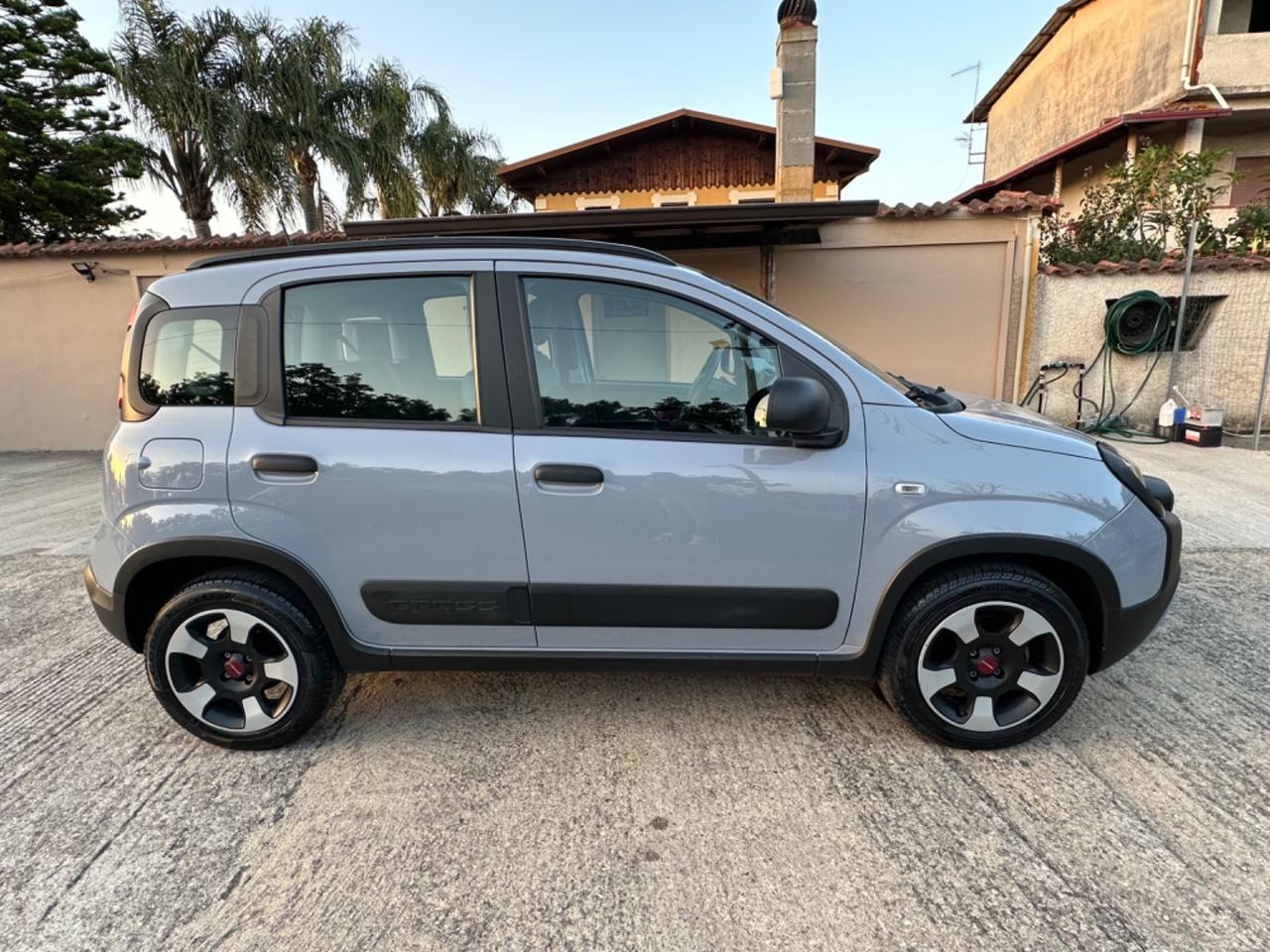 Fiat Panda 1.0 FireFly S&S Hybrid City Cross