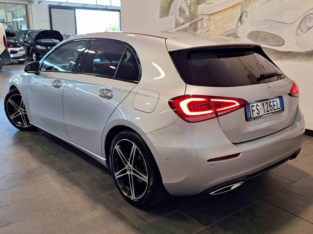 MERCEDES A 180 d Automatic Sport - LUCI AMBIENT - SED.RISCALD - RETROCAMERA -