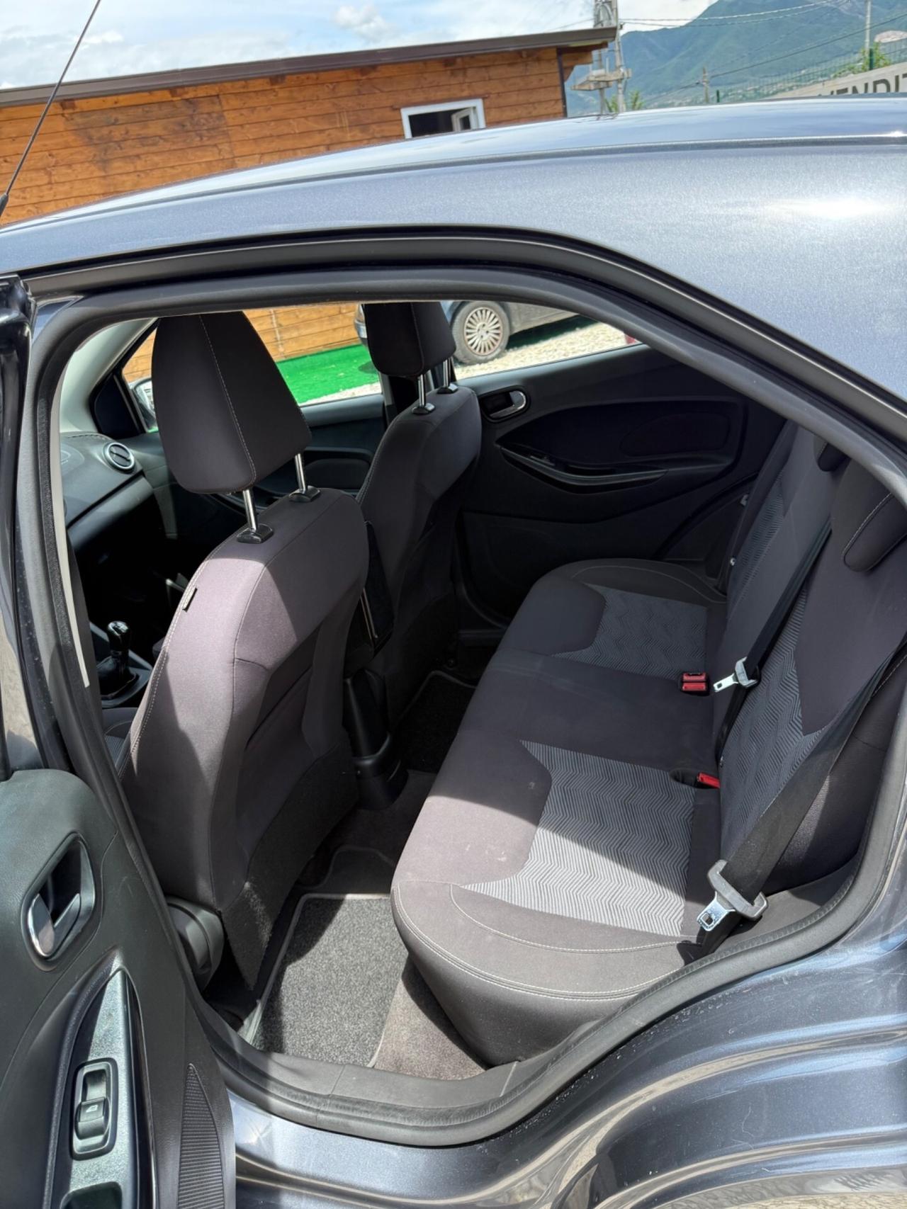 Ford Ka 1.2 GPL 5 porte neopatentati km certificat