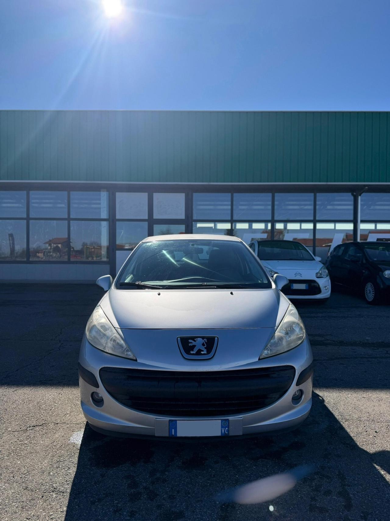 Peugeot 207 1.4 8v energie