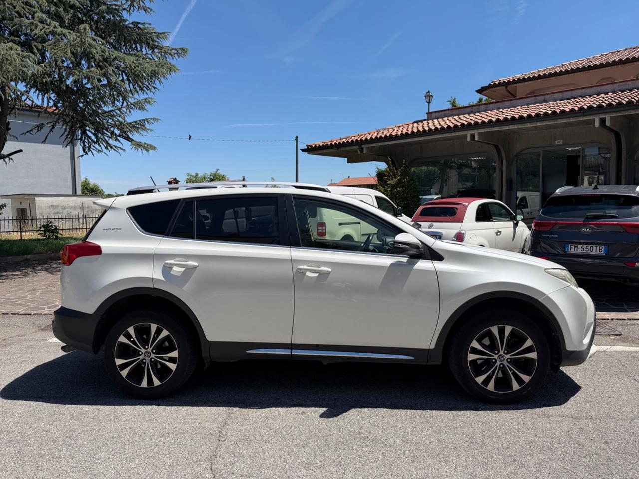 Toyota RAV 4 RAV4 2.2 D-CAT A/T 4WD Lounge