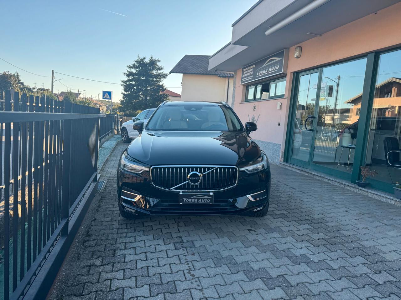 Volvo XC 60 XC60 B4 (d) AWD Geartronic Inscription