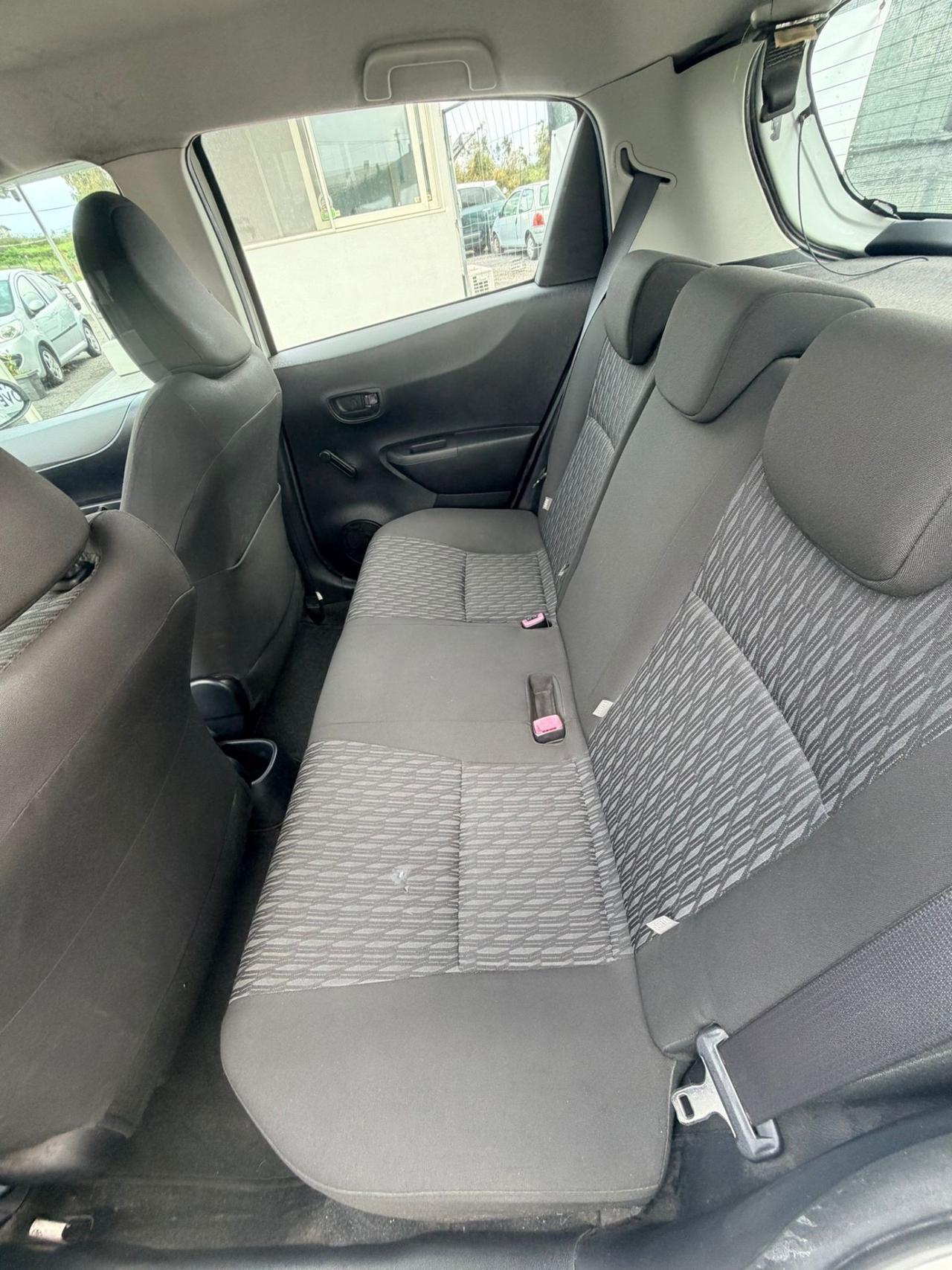 Toyota Yaris 1.4 D-4D 5 porte Lounge