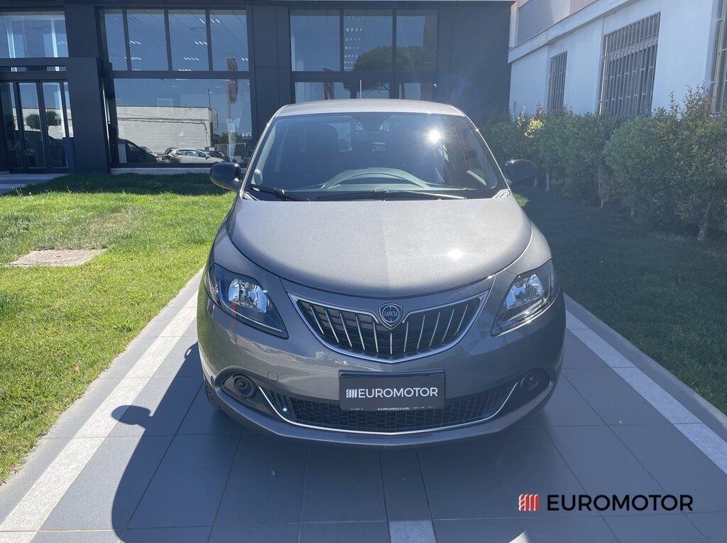 Lancia Ypsilon 1.0 FireFly Hybrid Platino