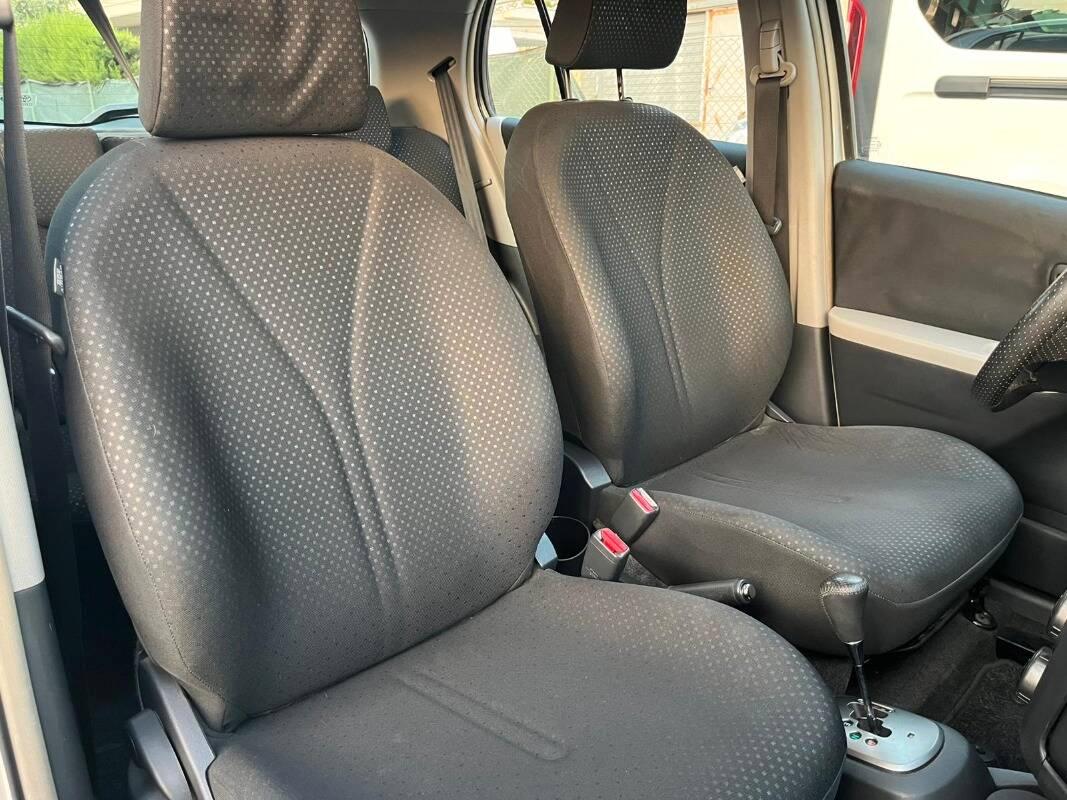 Toyota Yaris 1.4 d-4d Sol c vsc+trc 5p m-mt