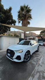 Audi Q3 S LINE