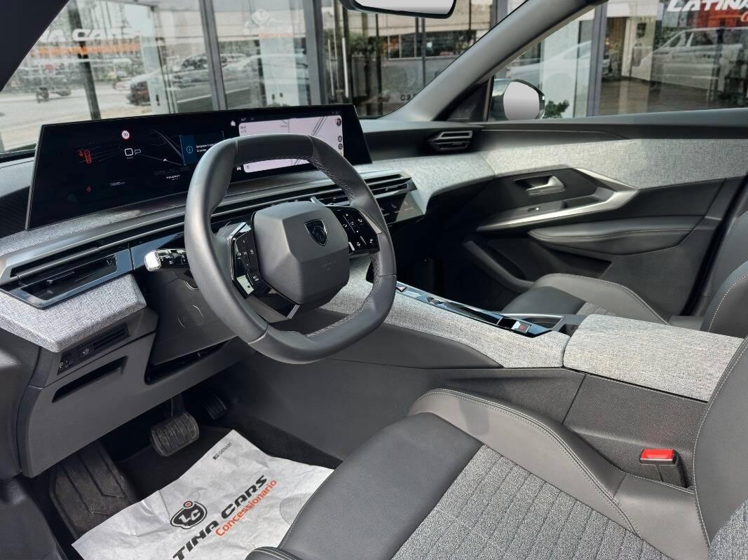 Peugeot 5008 1.2 hybrid Allure 145cv 7 posti Automatica