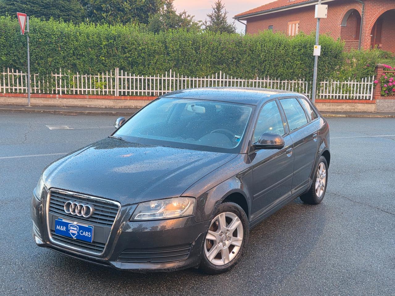 Audi A3 SPB 1.6 Benzina neopatentati E5