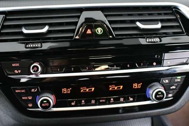 BMW 520 D M SPORT M-SPORT MSPORT LED ACC BLACK PACK