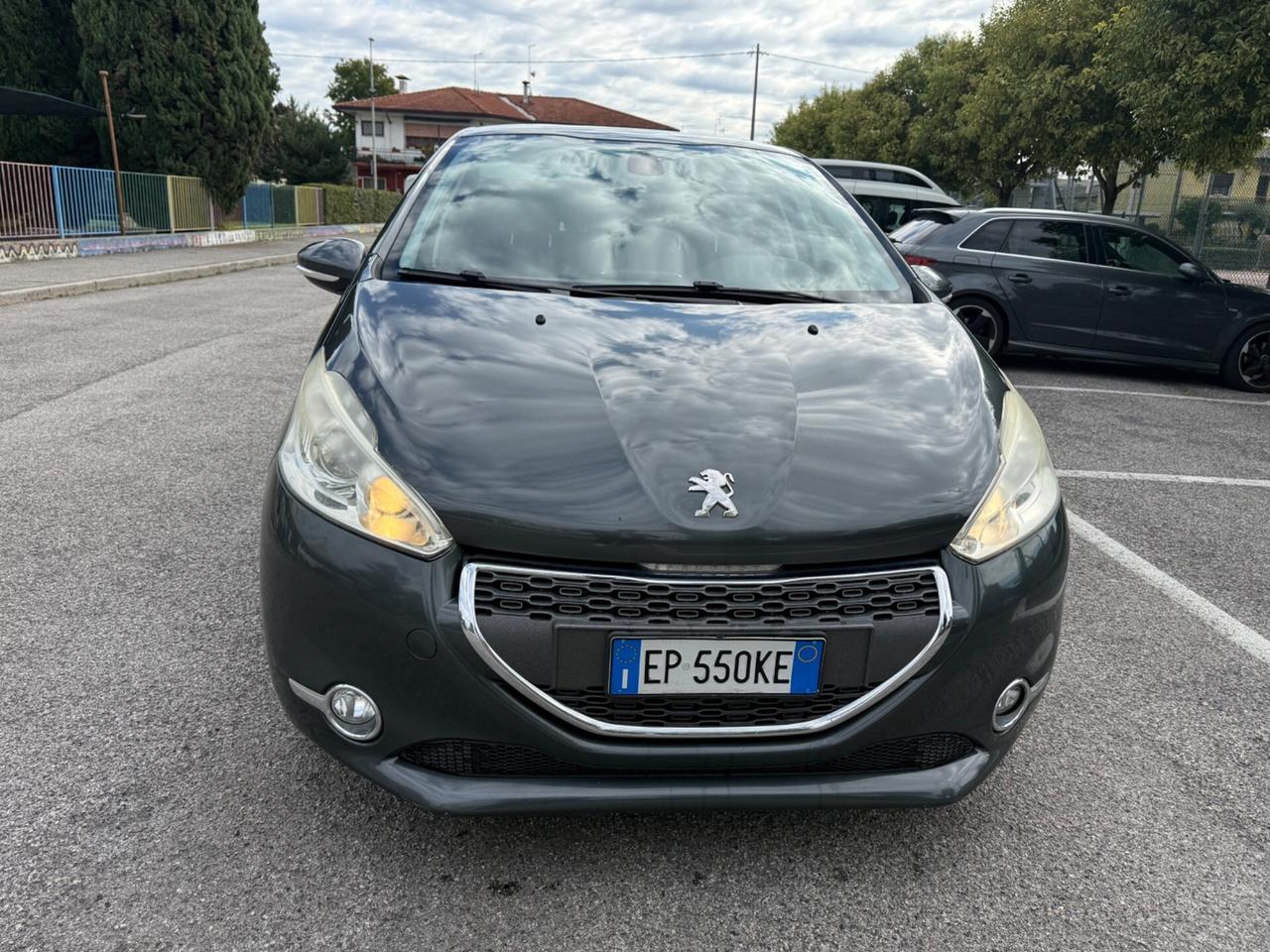 Peugeot 208 1.2 VTi 82 CV 5 porte Allure