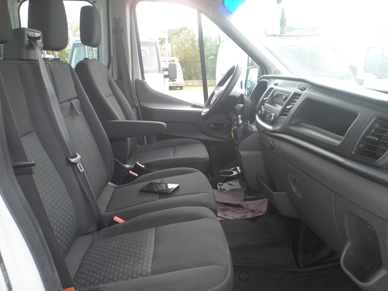 Ford Transit doppia cabina cassone