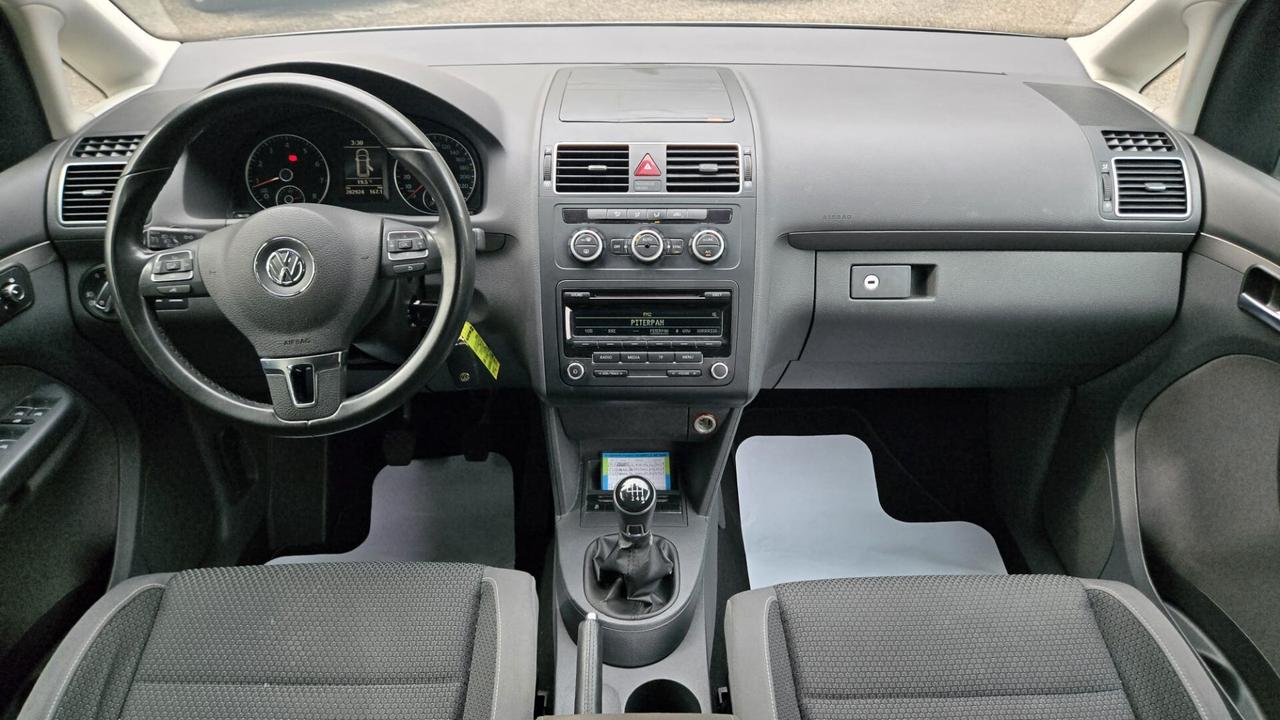 Volkswagen Touran Business 1.4 Comfortline EcoFuel 5Posti